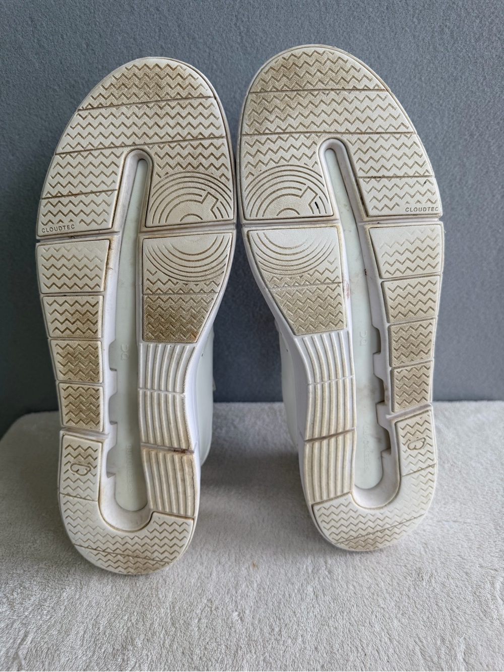 On Cloud The Roger Advantage Sneakers s10M Men’s Swiss Engineering White Leather - Picture 10 of 14